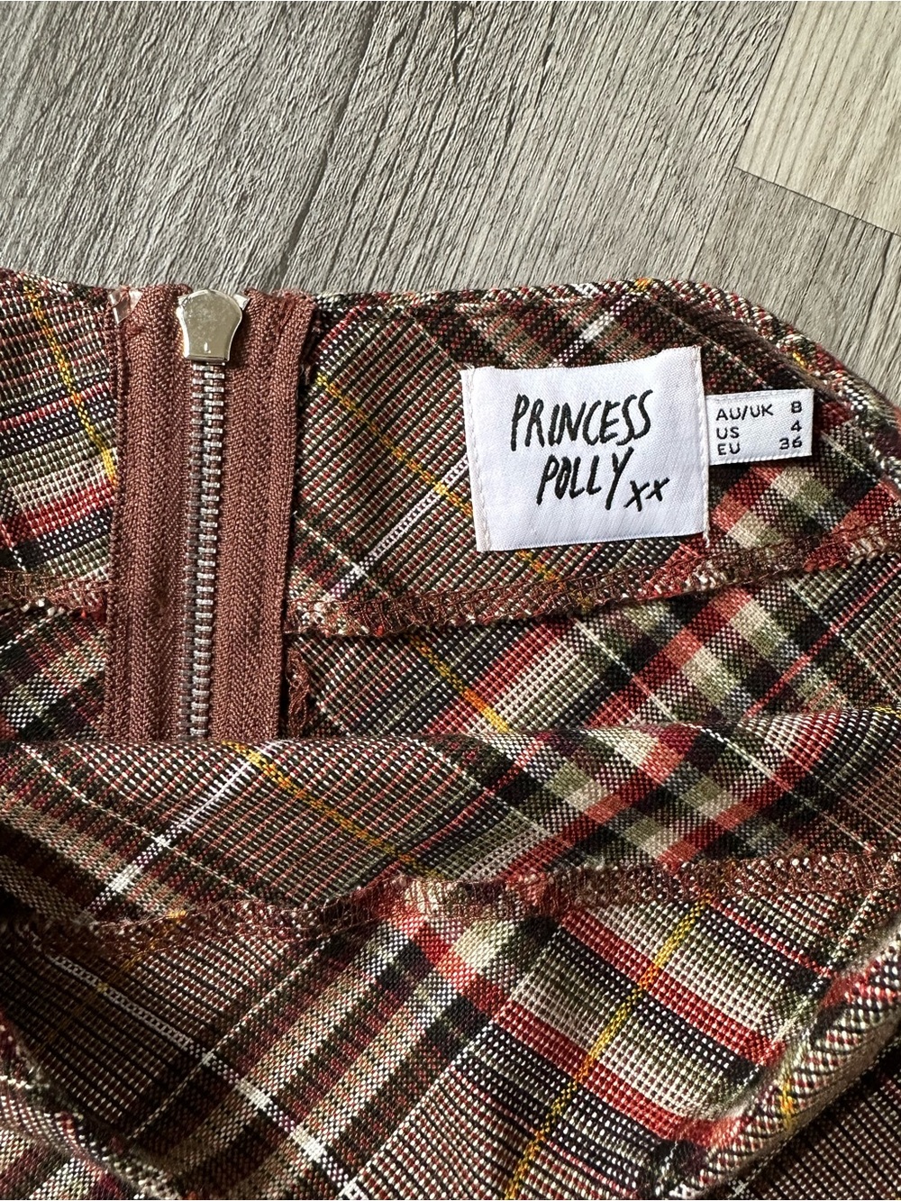 🌻 Princess Polly Darwin Plaid Mini Skirt 🌻 - Picture 2 of 7